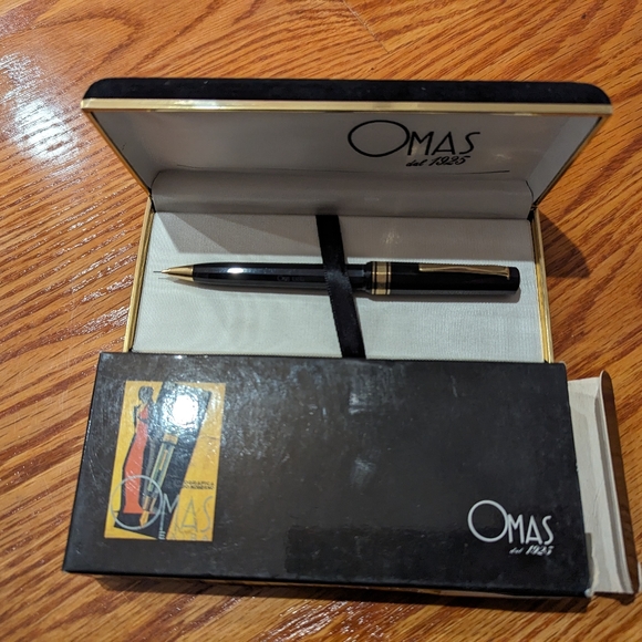 Vintage Omas Extra Black Resin mechanical Pencil with the originalbox.